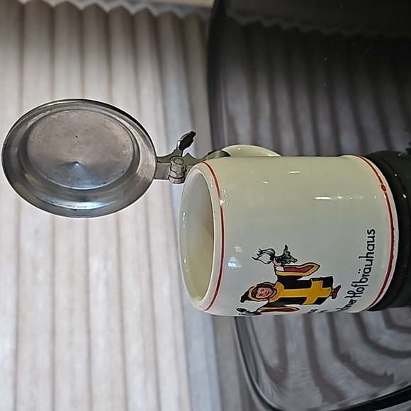 Beer ...Mini.. Stein Mug Silver Plated Embossed Lid - Picture 4 of 6